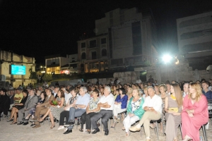 Οι Προσκλήσεις Για Την Ζαννή Και Ο Τζανακούλης Που Είναι Έτοιμος Να Κάνει... ΕΔΕ!