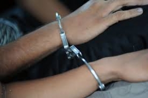 Σύλληψη Δύο 20χρονων Στη Λάρισα Για Ναρκωτικά