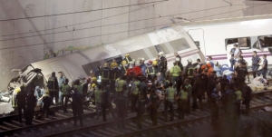 Θρήνος Σε Όλη Την Ισπανία- Πάνω Από 55 Νεκροί Σε Σιδηροδρομική Τραγωδία