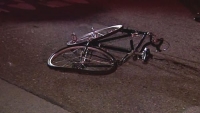 ΝΕΟΤΕΡΟ: Σοβαρό Τροχαίο Στην Ηρ. Πολυτεχνείου - Αυτοκίνητο Συγκρούστηκε Με Ποδήλατο